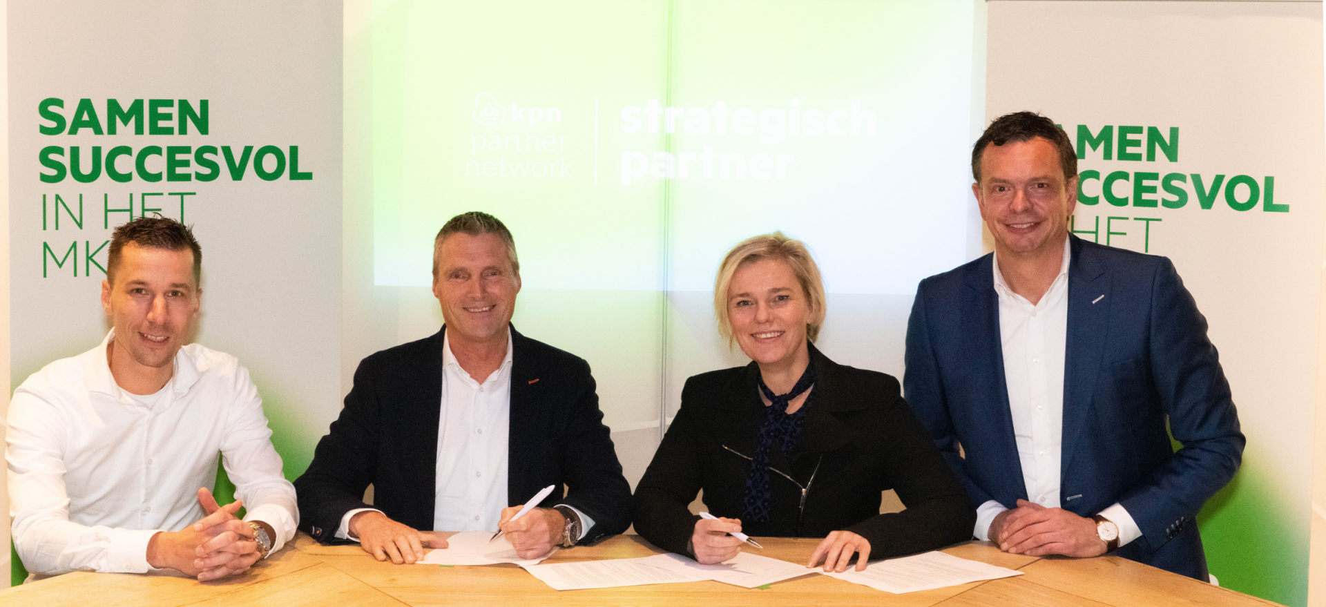 KPN Partner Network - Strategische Partners 2020 - VTM handtekening